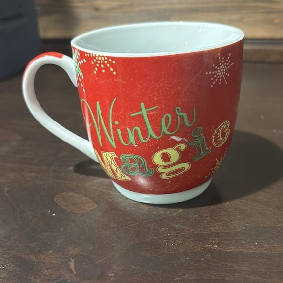 Disney Minnie Mouse Presents Winter Magic Mug Heart - Picture 3 of 6